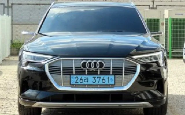 e-트론 55 콰트로 아우디 2022/01 98,803km